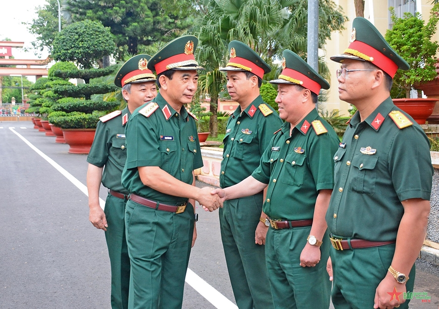 Đại tướng Phan Văn Giang thăm, làm việc tại Binh đoàn 15